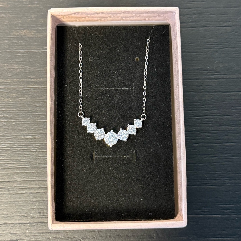 925 Sterling Silver 1.7 ct Zircon V Necklace | Minimalist Layering Jewelry Gift